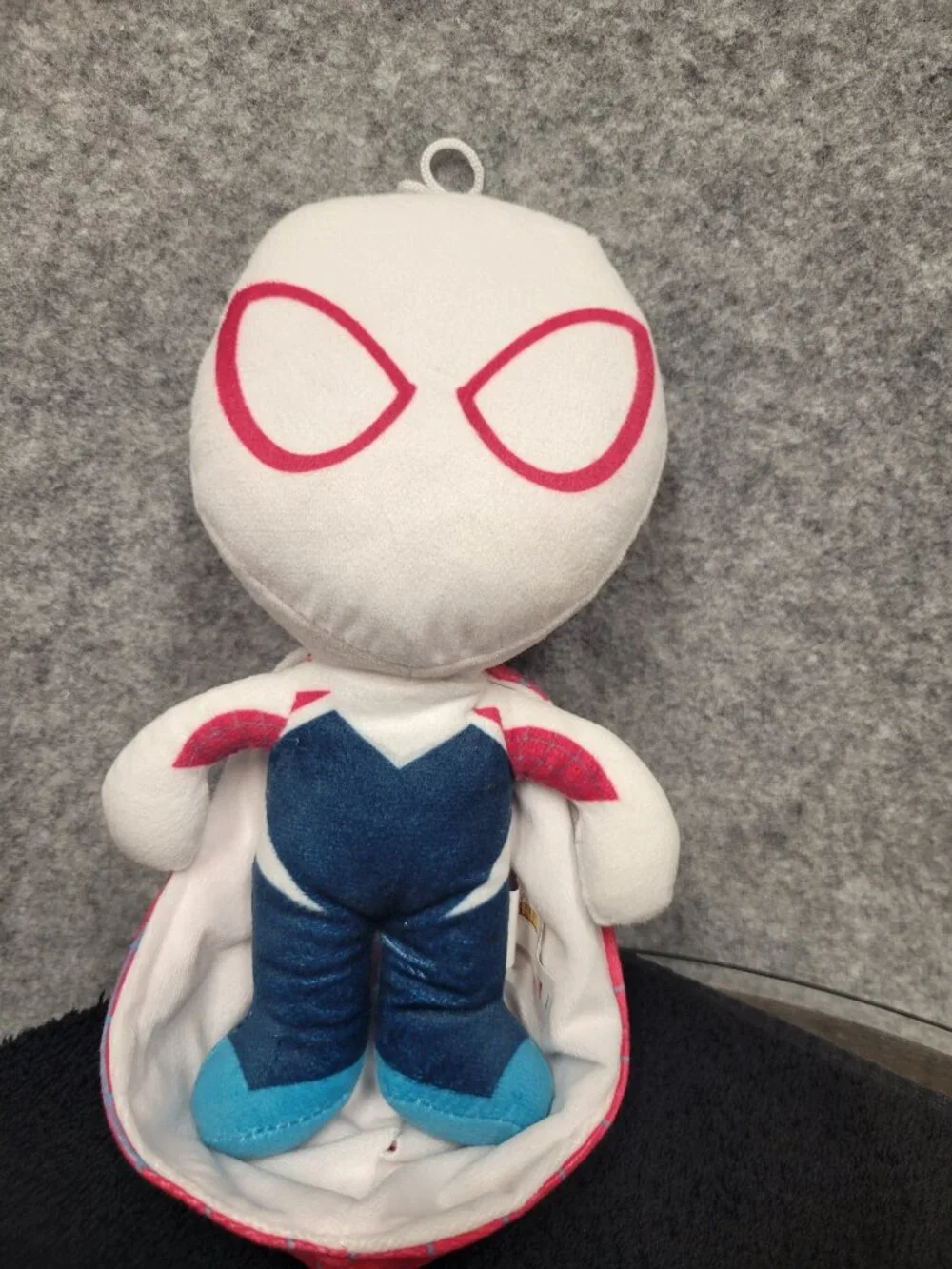 Marvel Spiderman stuffed animal good condition